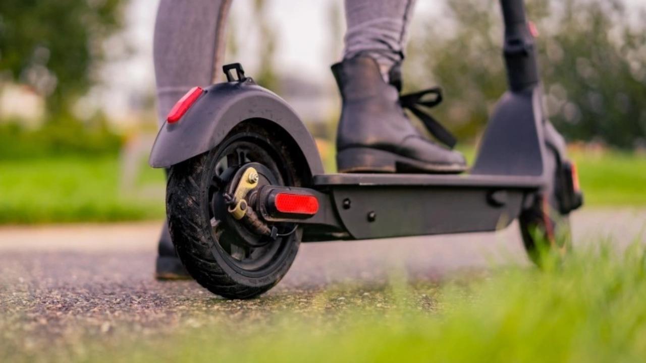 Mountfield láká na podezřele zlevněnou elektrokoloběžku. Dokážete odolat?