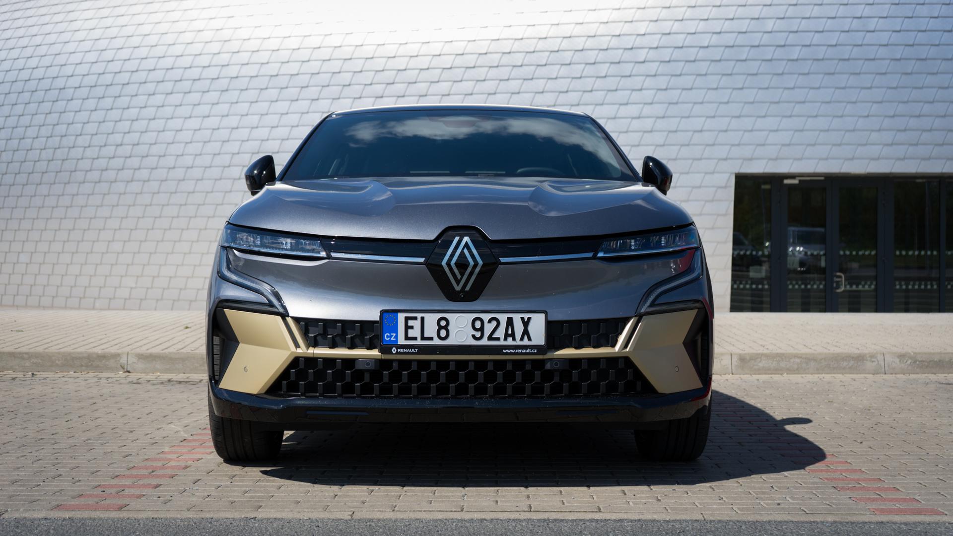 Renault Megane E-Tech zlevnil o 215 tisíc korun. Cena je více než lákavá