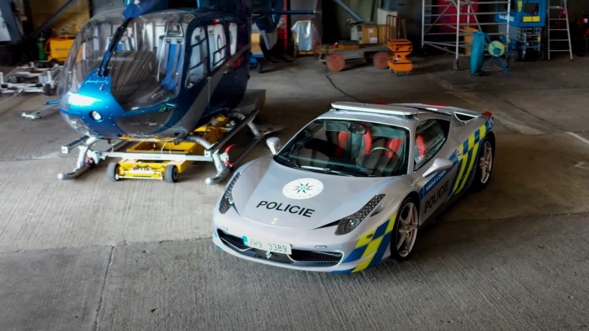 Zabavené Ferrari F458 ve službách PČR