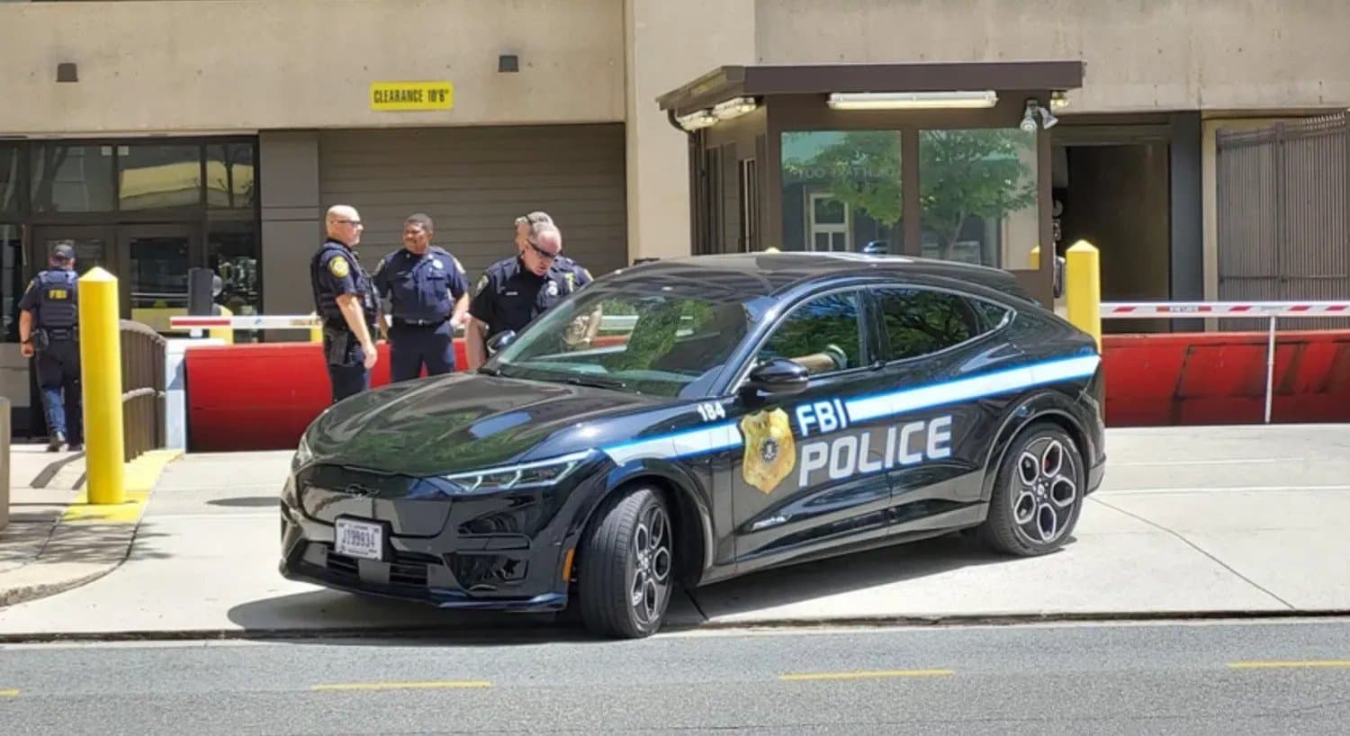 Ford Mustang Mach-E ve službách FBI