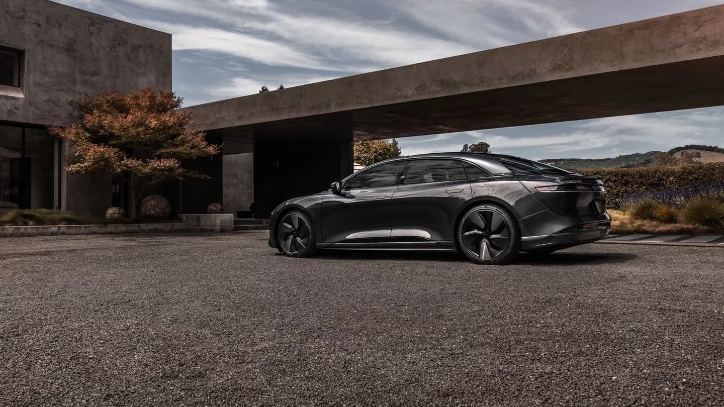 Nová varianta pro Lucid Air s názvem Stealth Look 