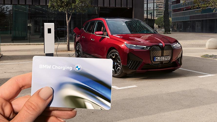 Co je to BMW Charging? Tato kartička nabídne komplexní řešení pro majitele elektromobilů