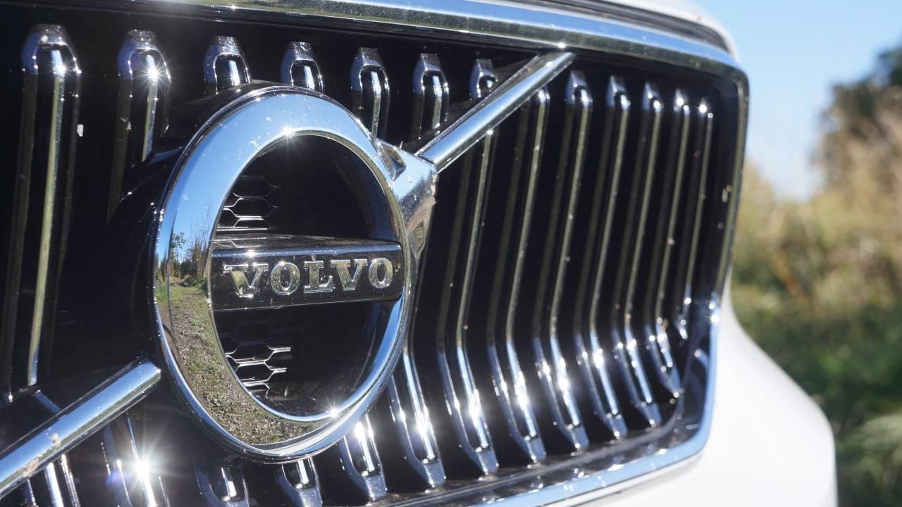 Volvo EX90 má přinést revoluci na poli bezpečnosti! Nová vlaková loď se ukáže již brzy