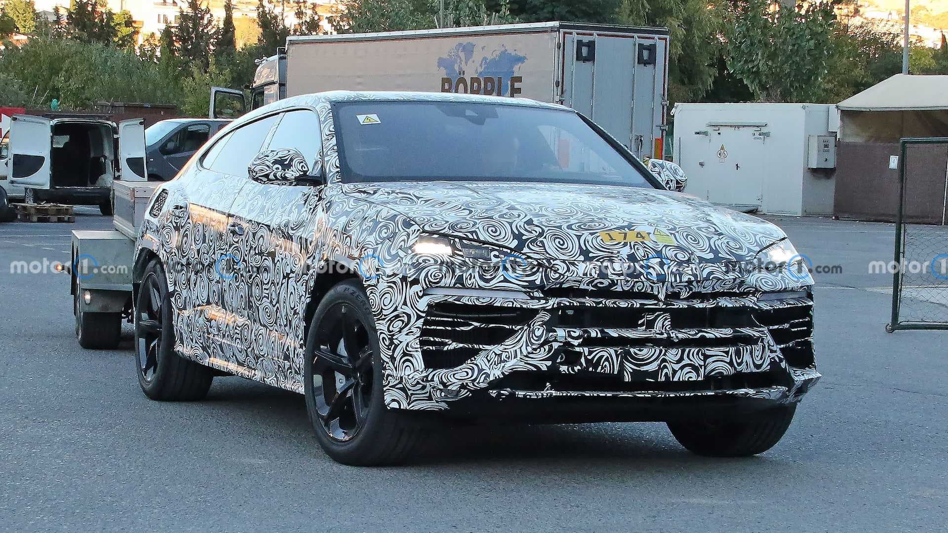 Lamborghini Urus Plug-In Hybrid