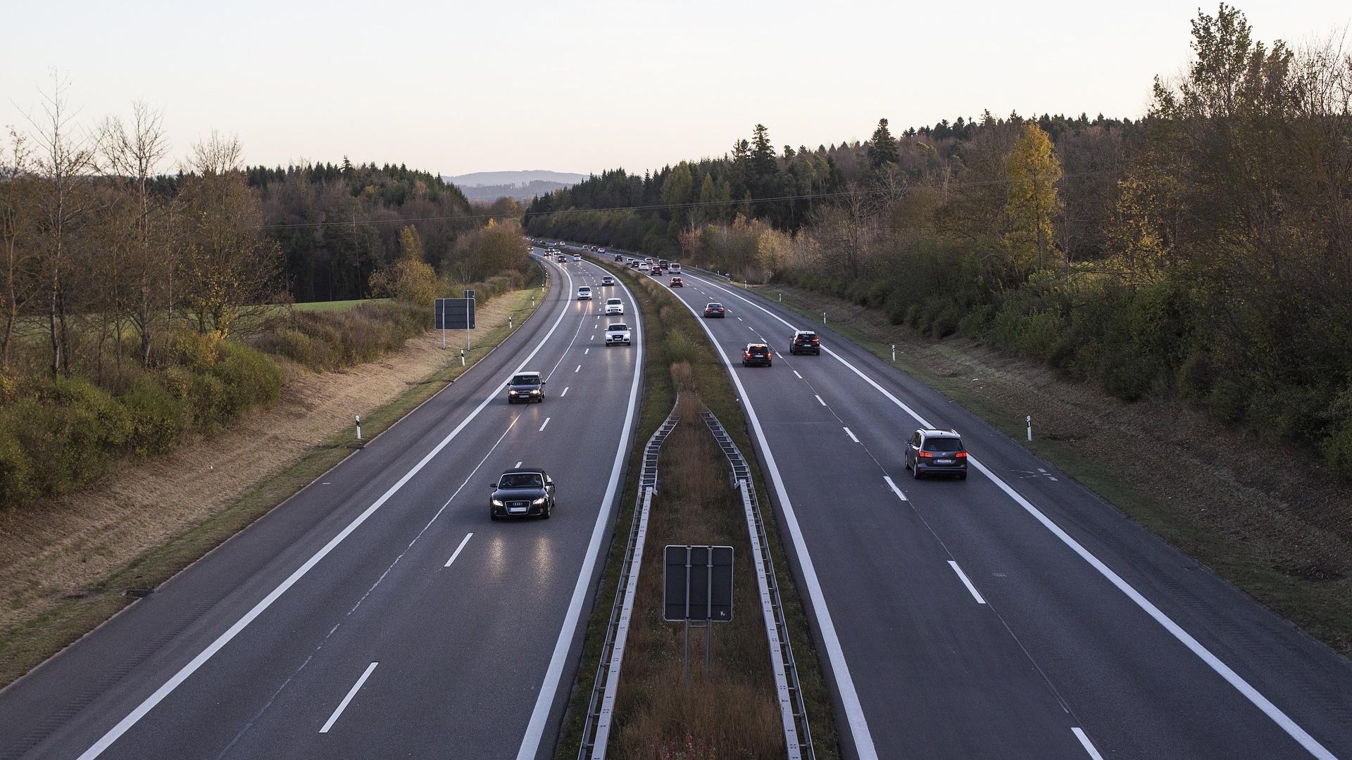 Emise to snížit nepomohlo. Nizozemsko zpátky zvyšuje max. povolenou rychlost na dálnici