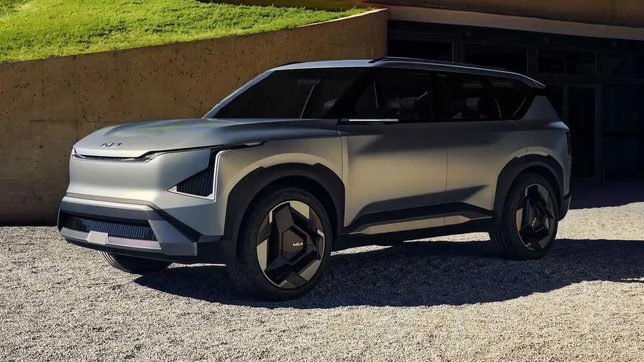 Kia EV5 odhalena! Koncept nového elektromobilu vypadá hodně futuristicky