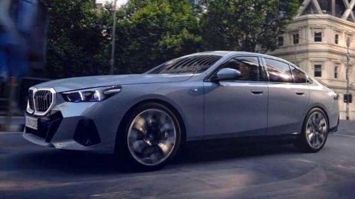 Němci neudrželi tajemství. Nabušené BMW i5 se ukázalo na první fotce