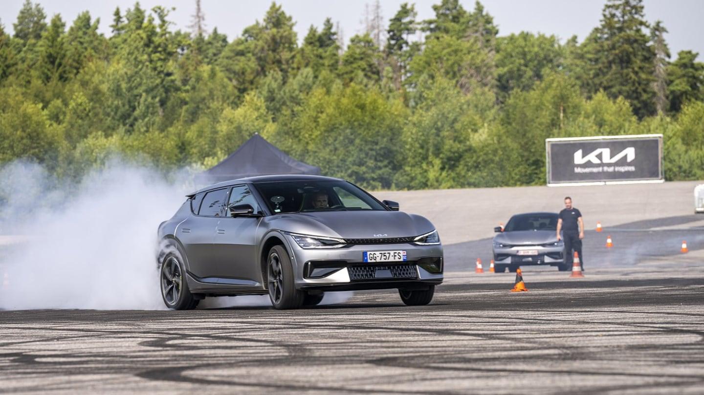 Kia EV6 GT má skrytý drift mód. Jak jej aktivovat a co konkrétně umí?