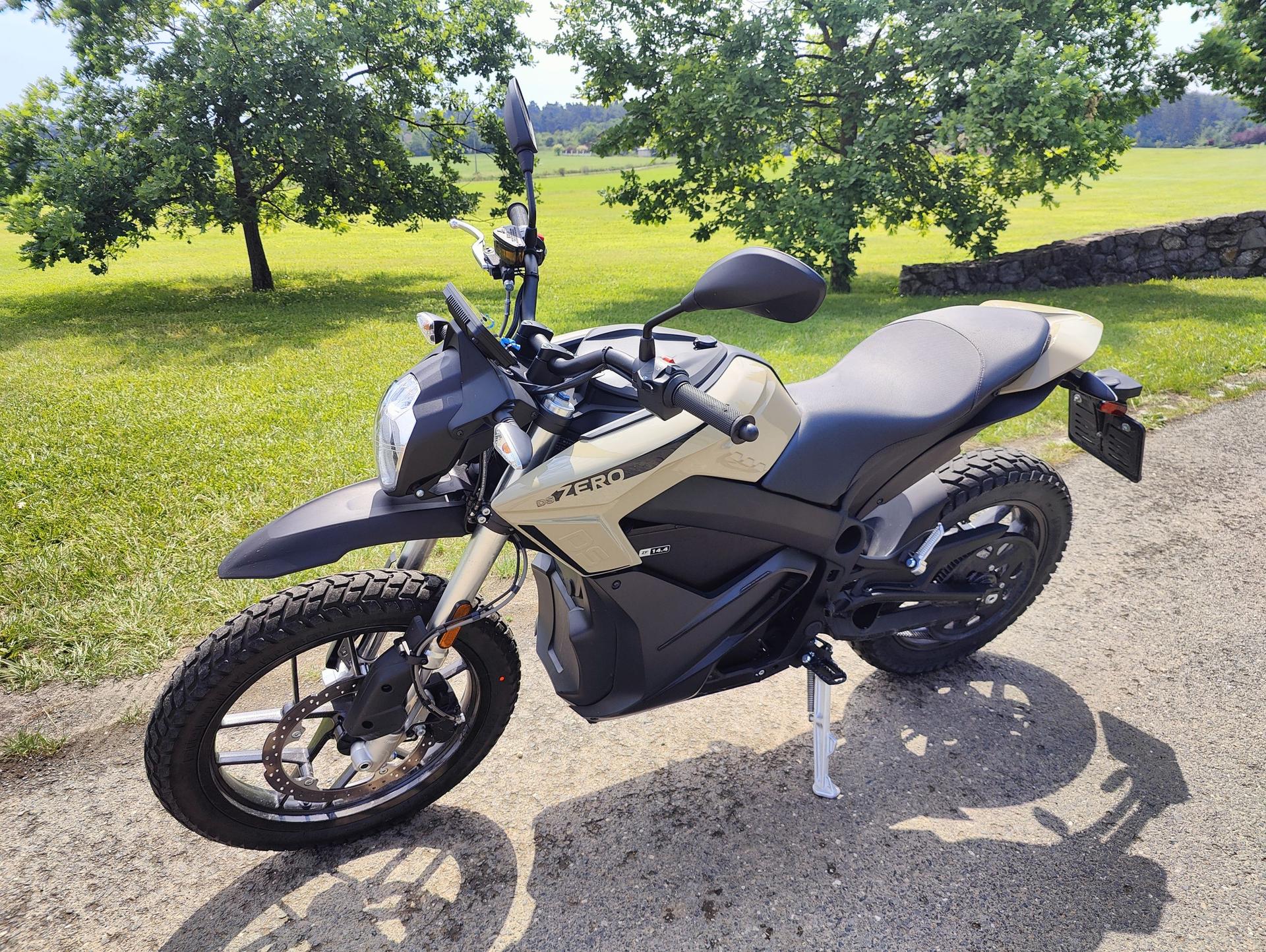 První dojmy z elektromotorek Zero Motorcycles. Takovou zábavu jsme nečekali!