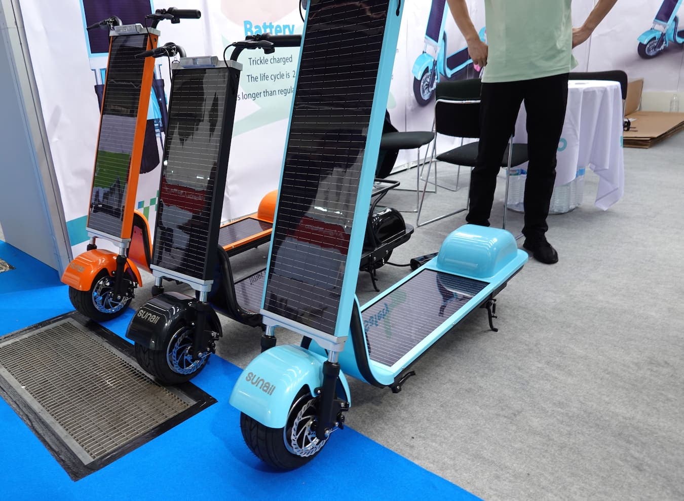 Solární elektrická koloběžka S 80