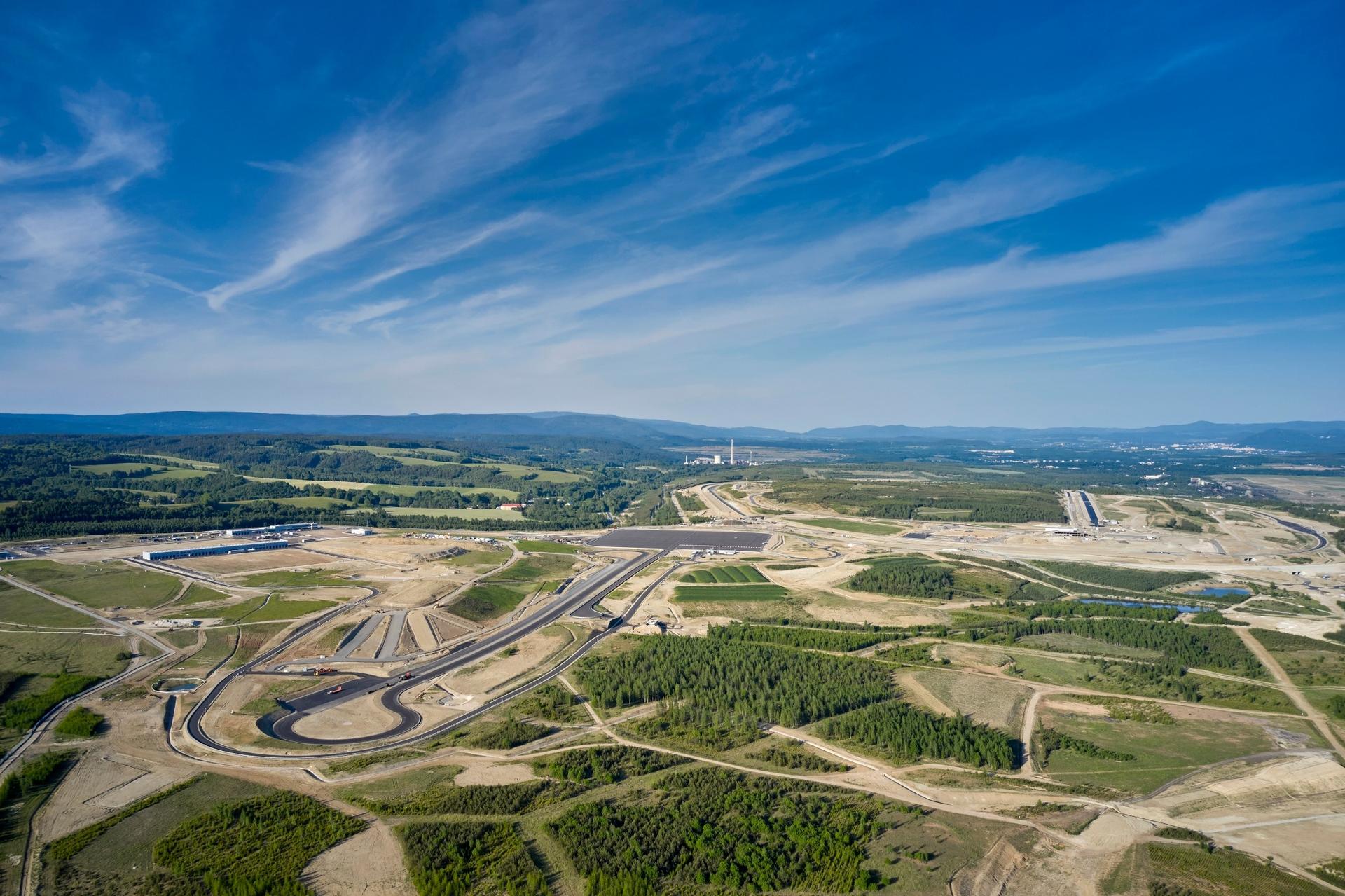 Testovací polygon BMW v českém Sokolově