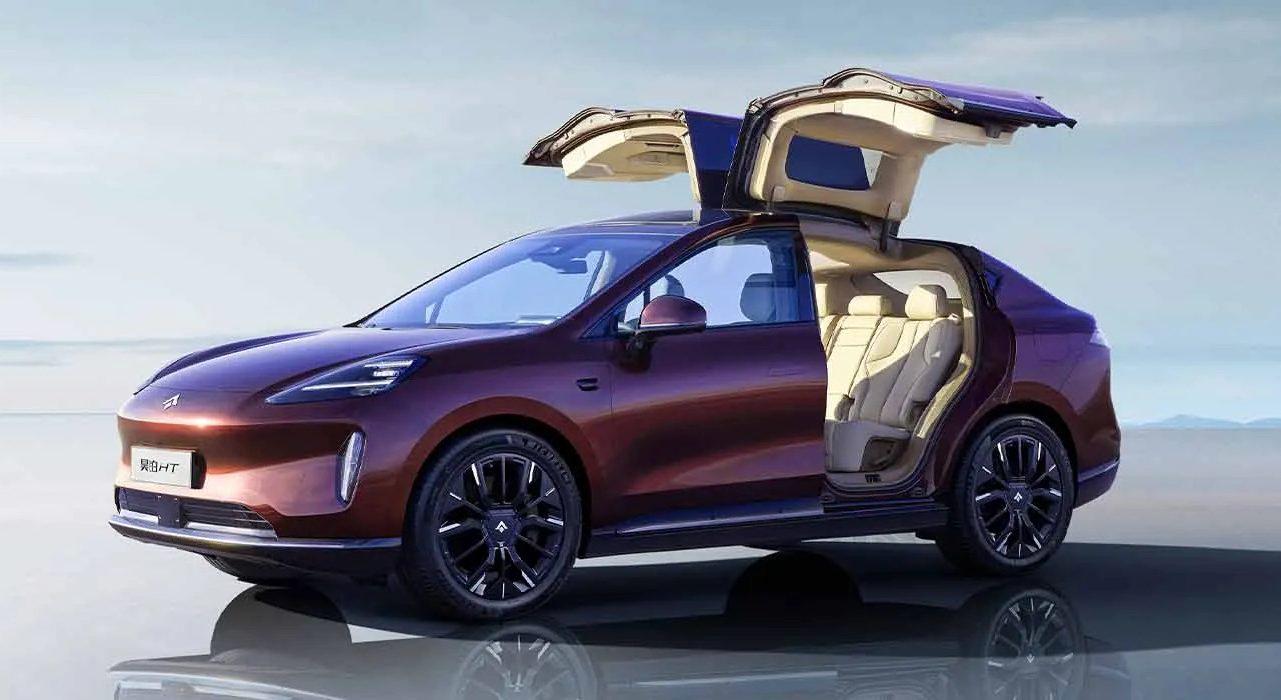 Nové elektrické SUV GAC Aion Hyper HT