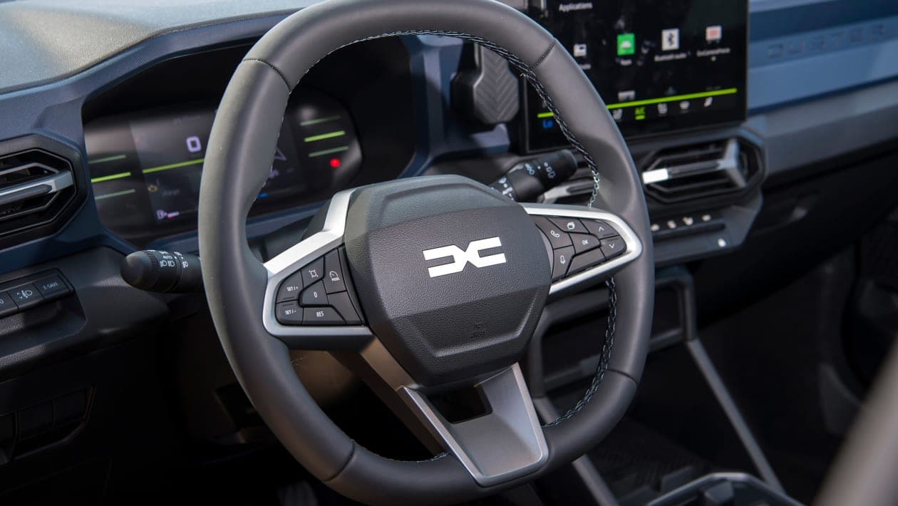 Interiér Dacie Duster (2024)