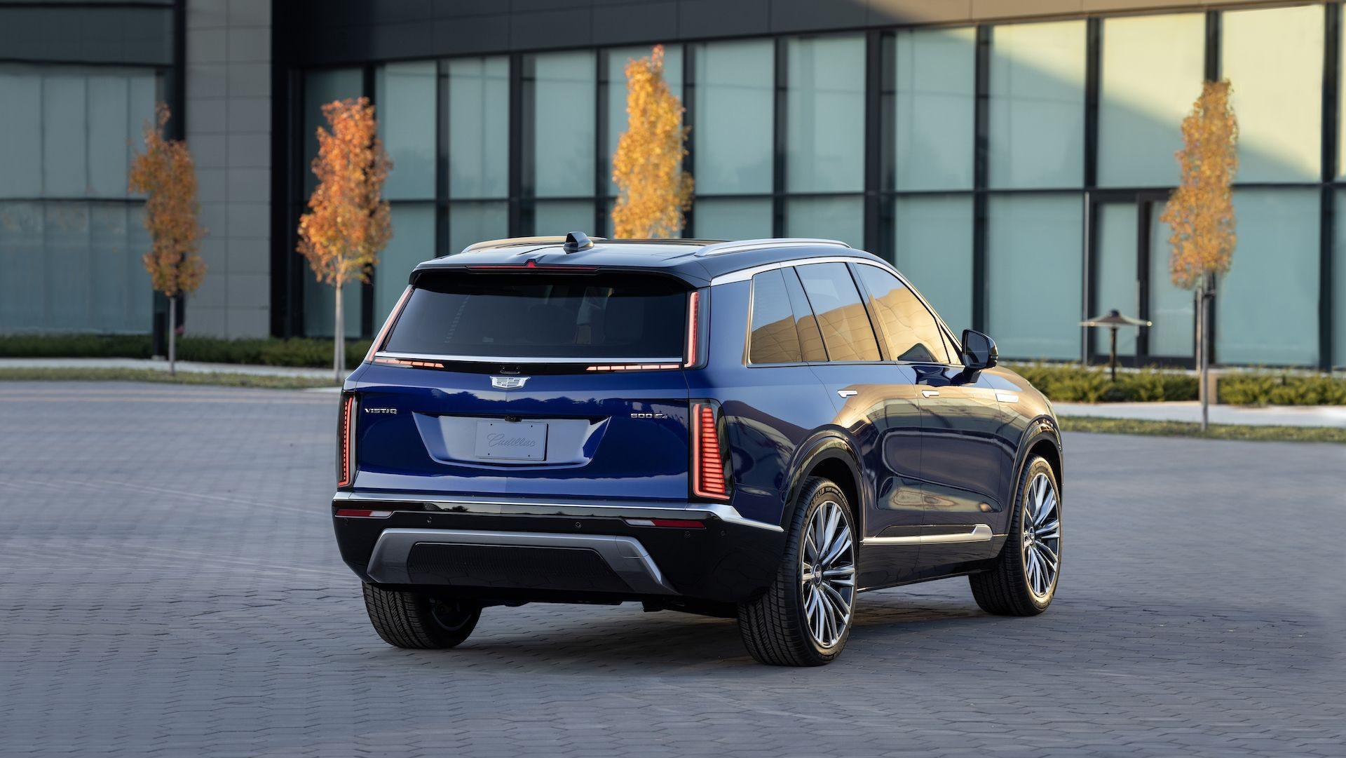 Cadillac Vistiq je luxusní třířadé SUV 