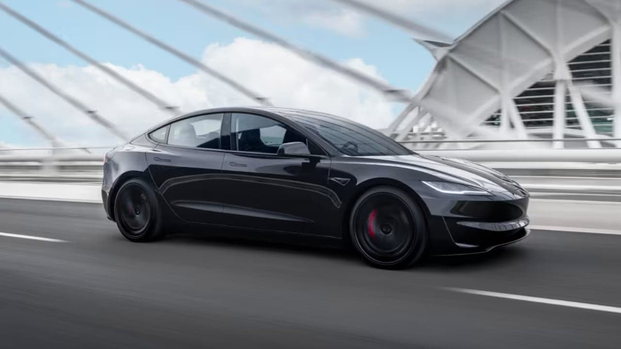 Tesla Model 3 Performance (2024)