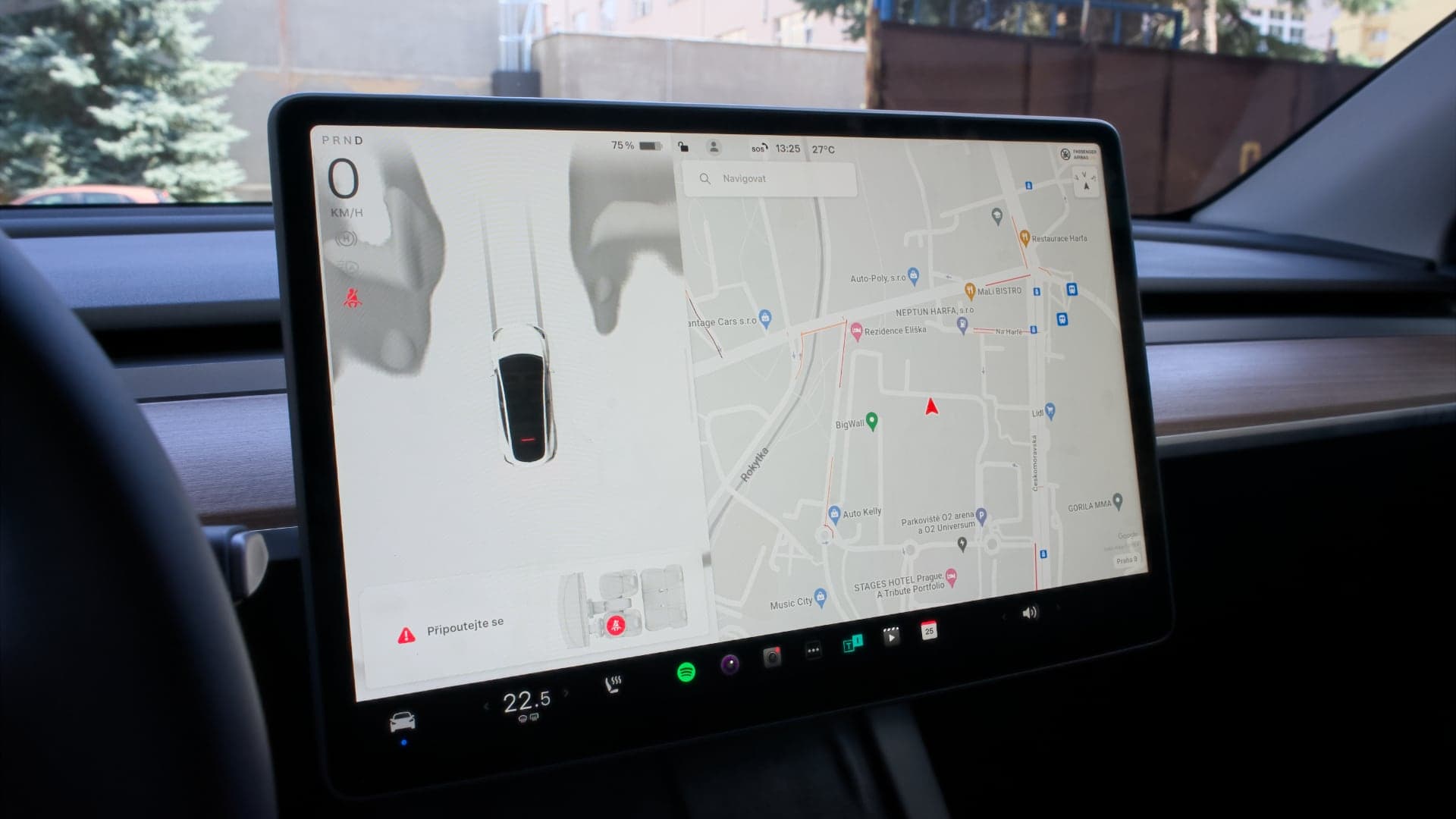Tesla Model Y (2024) test