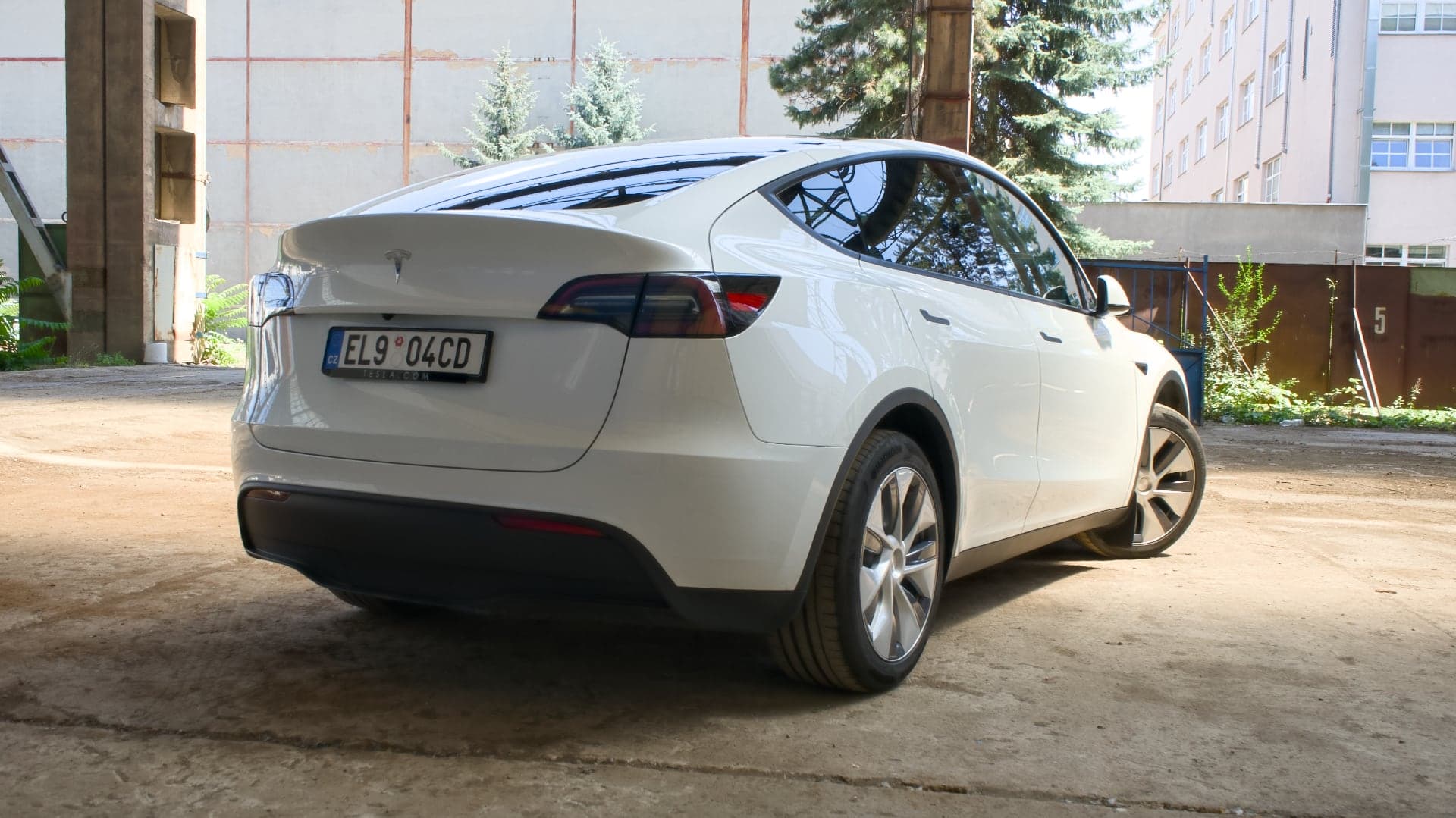 Tesla Model Y (2024) test
