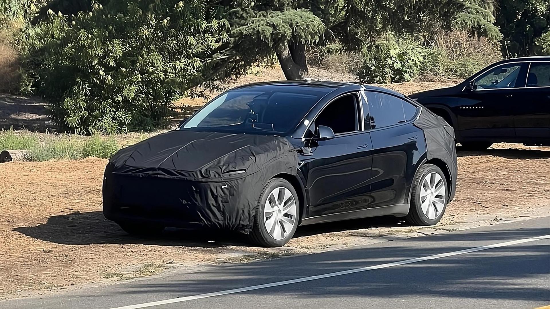 Tesla Model Y Juniper jde údajně do výroby. Má přinést zásadní změny