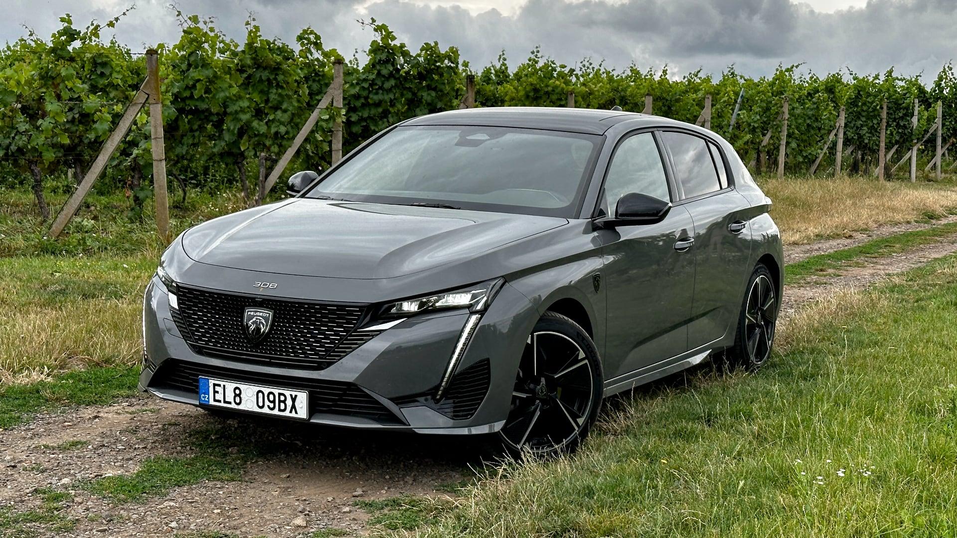 Test Peugeot e-308 GT – Nepřehlédnutelná kosmická loď na baterky