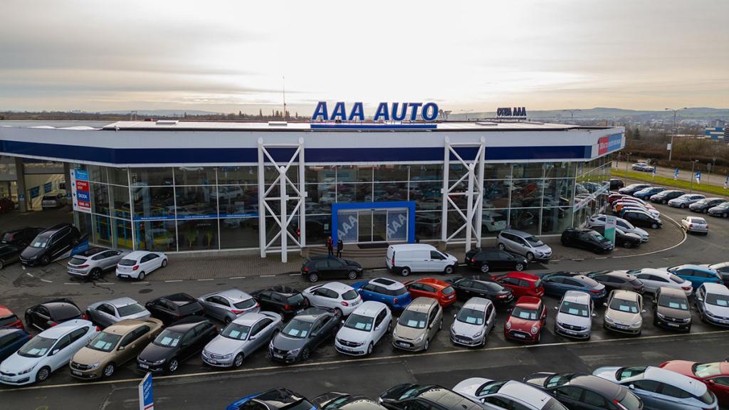 Síť autobazarů AAA AUTO je pro mladé častou zastávkou 