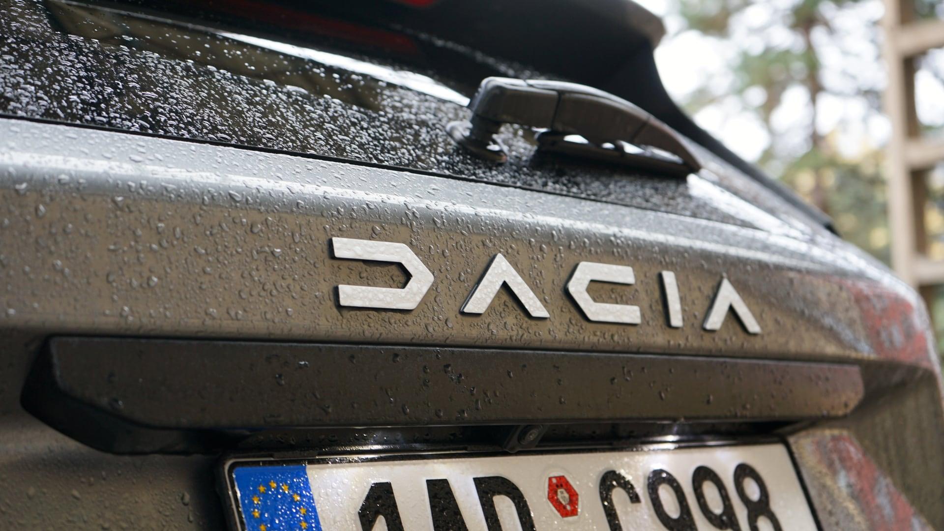 Dacia Duster 140 Hybrid test