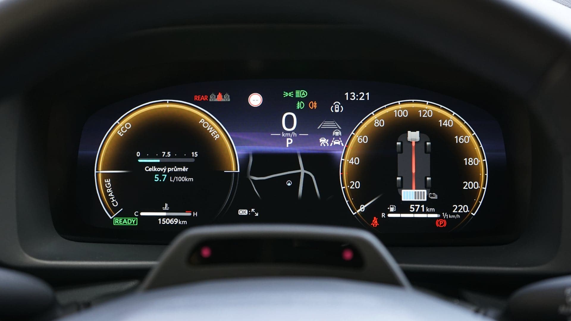 Toyota C-HR Hybrid 2024 test