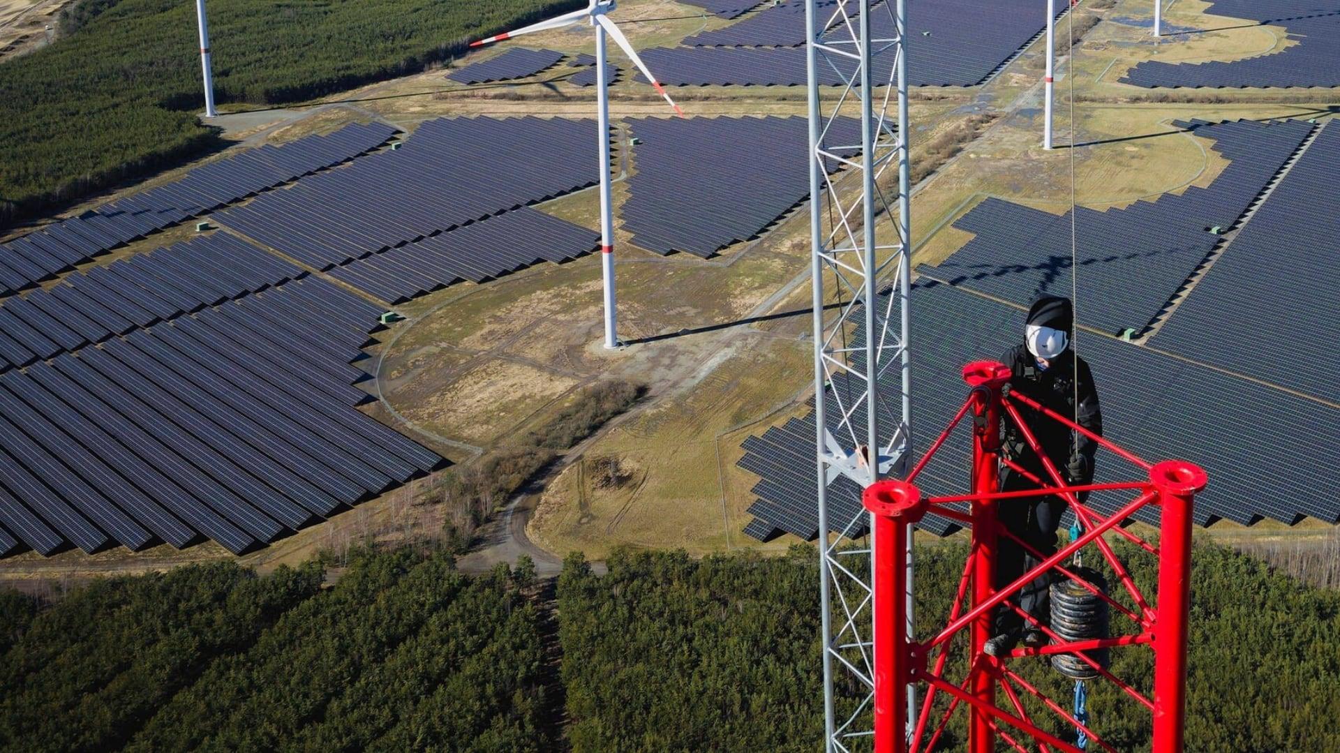 Elektrárna v lužické obci Schipkau má dosahovat výšky 364 metrů