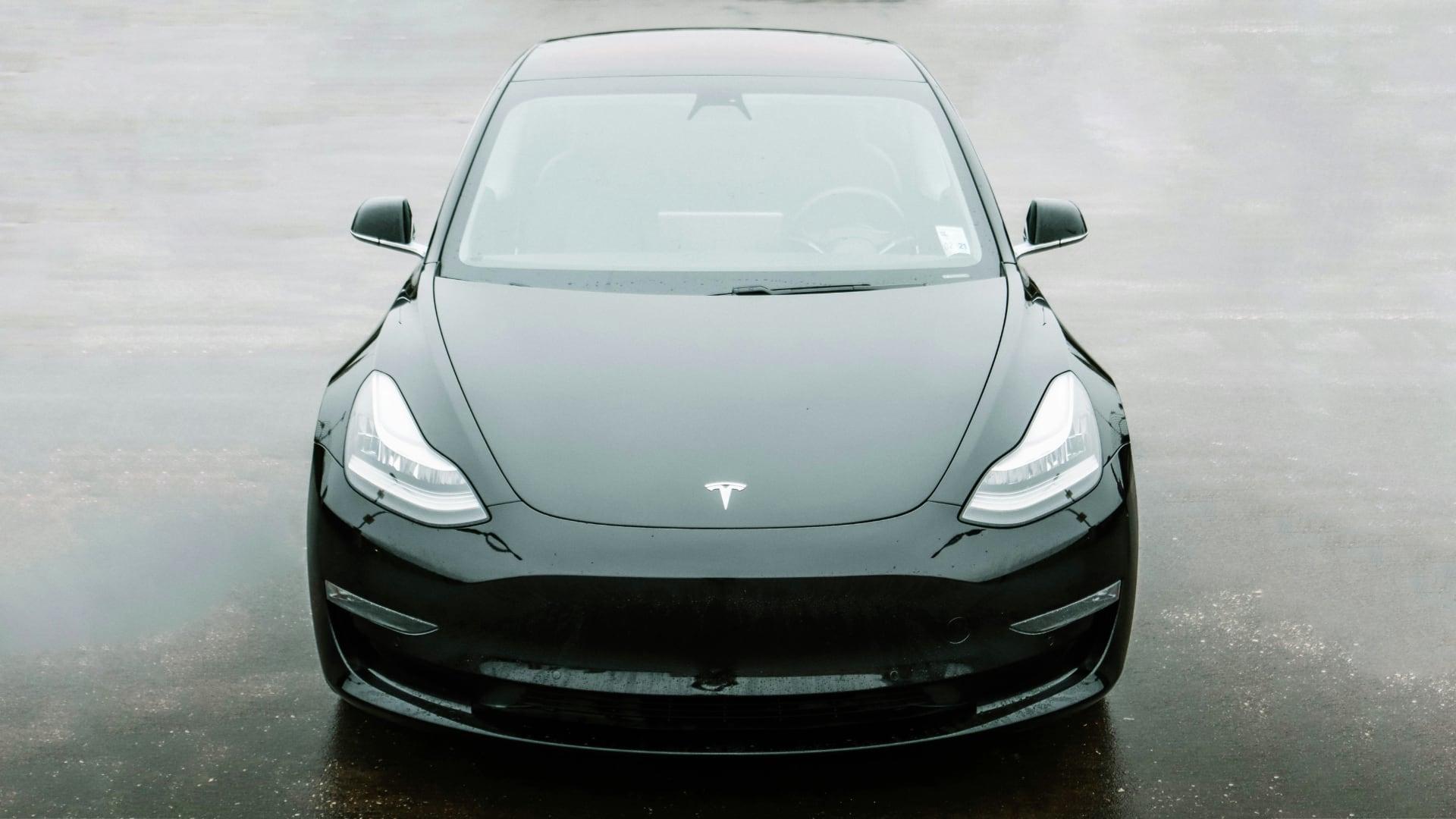 Tesla Model 3 | foto: Unsplash