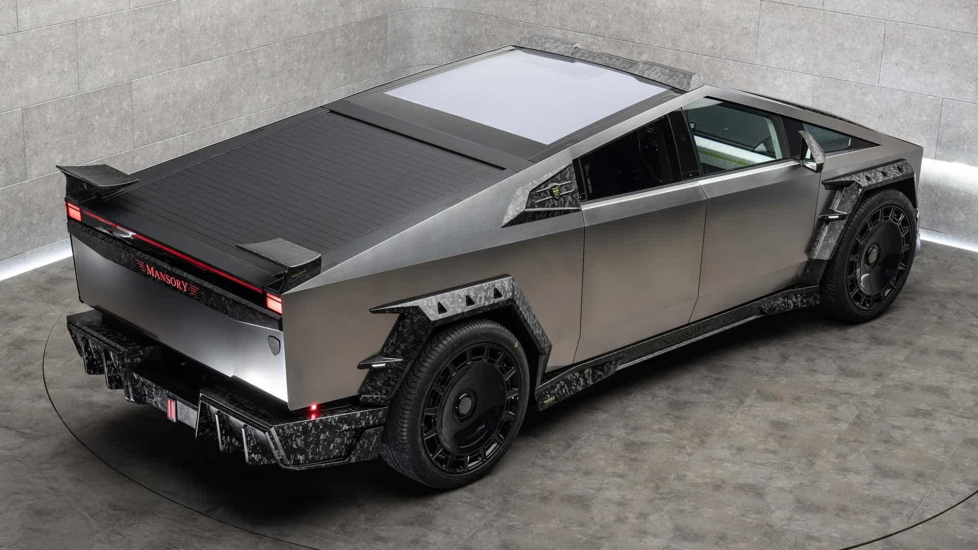 Tesla Cybertruck v úpravě Mansory Elongation | foto: Mansory