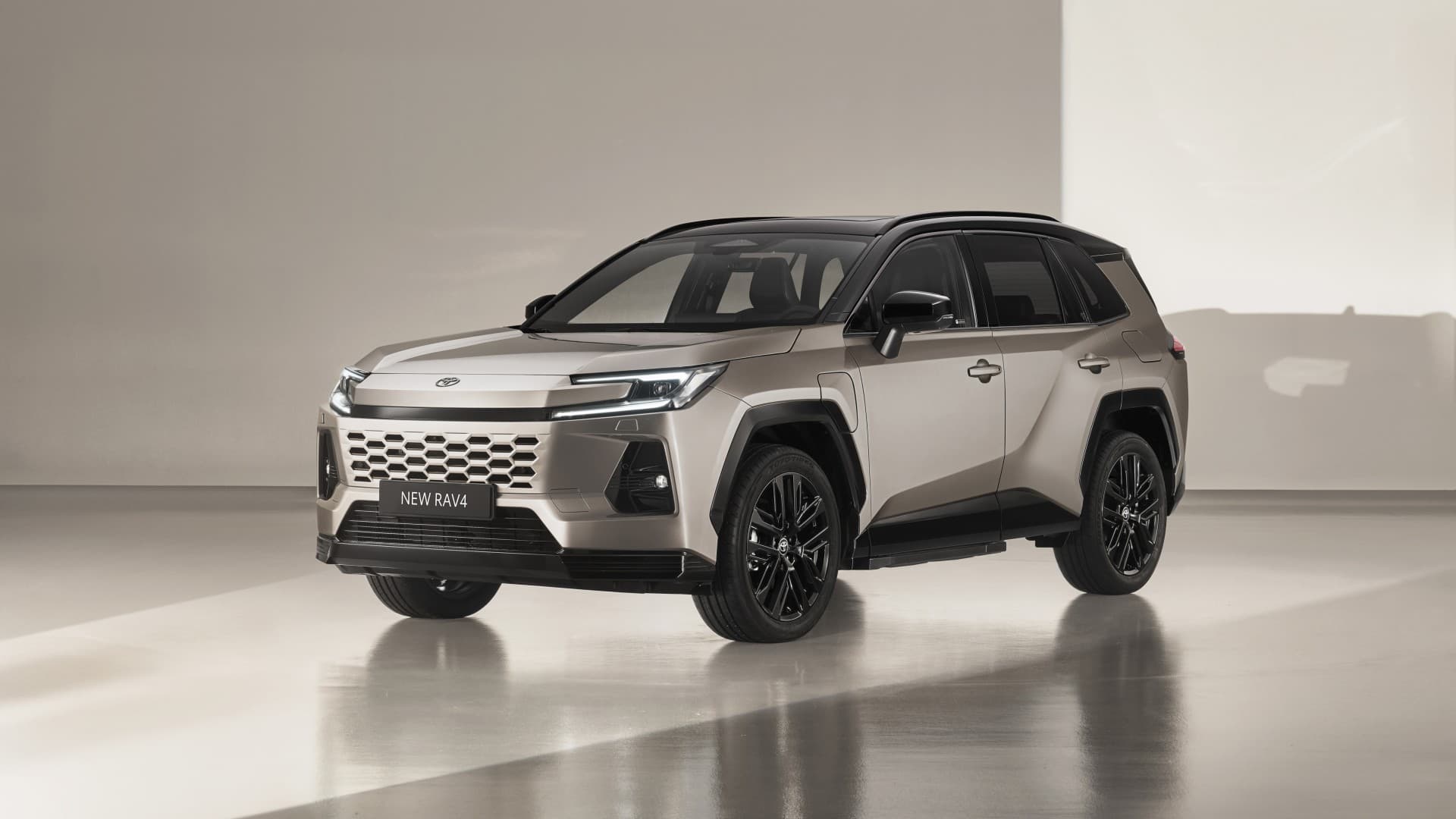 Toyota RAV 4 PHEV (2026) | foto: Toyota