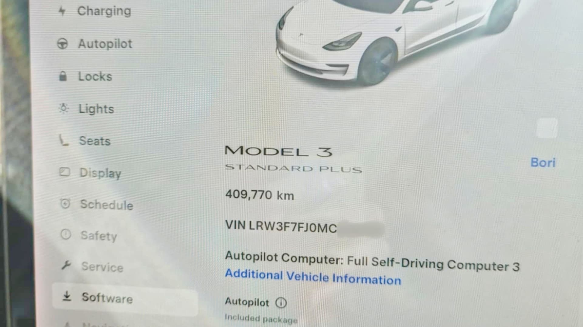 Tesla Model 3 najezdila za 4 roky jako Uber téměř 410 tisíc kilometrů | foto: EV Workz / Facebook