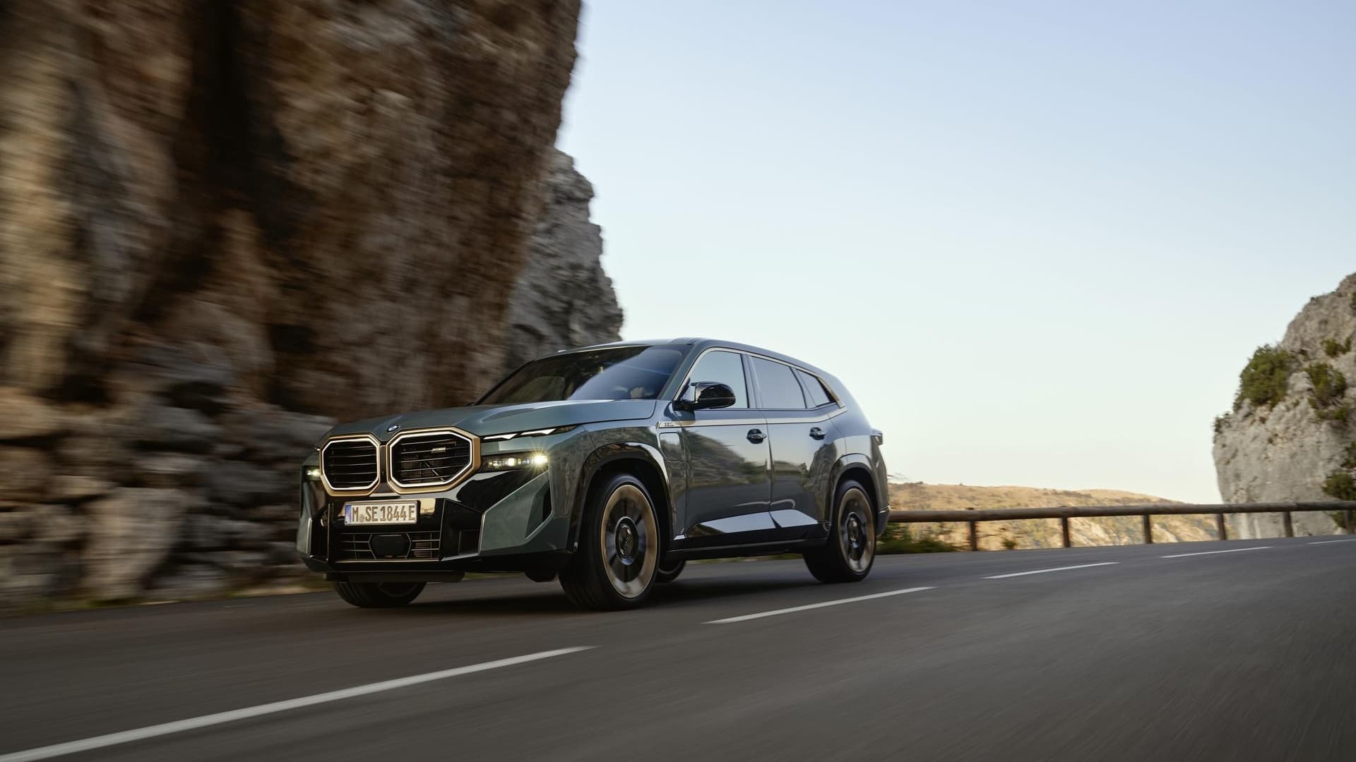 BMW XM 2023 plug-in | Zdroj: BMW