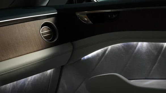 Kůže už nemusí být symbolem luxusu. Bentley sází na merino vlnu