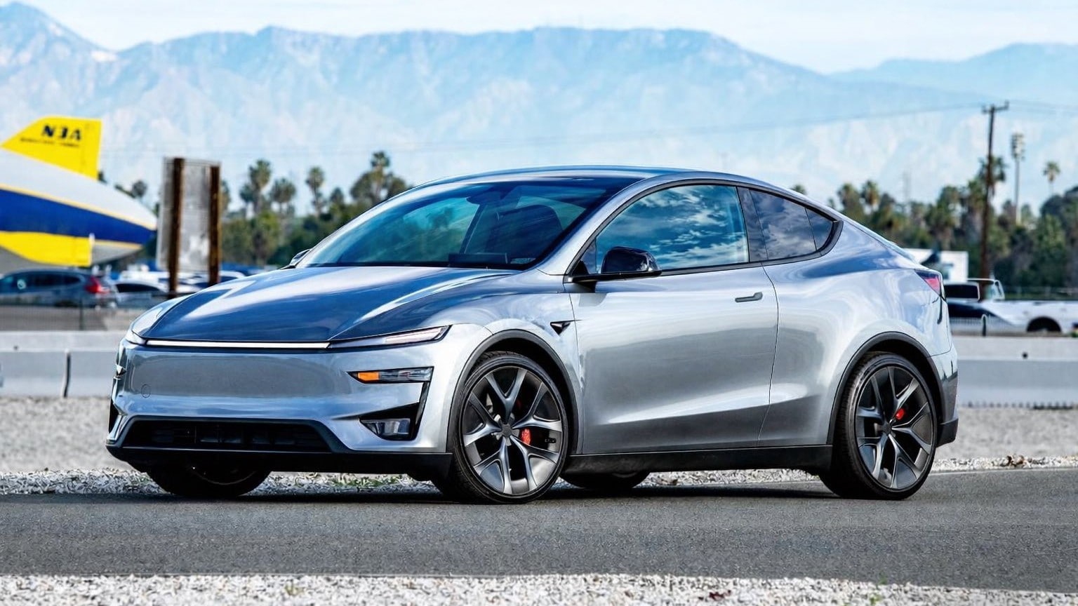 Kompaktní SUV Tesla (fanouškovský render) | Zdroj: Teslarati