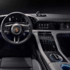 Porsche se pochlubilo interiérem elektrického Taycanu