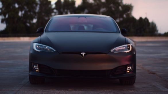 Už bylo na čase. Tesla později v letošním roce představí refresh Modelů S a X