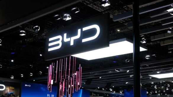 BYD posouvá hranice konstrukce elektromobilů: Hliník může překonat tradiční ocel