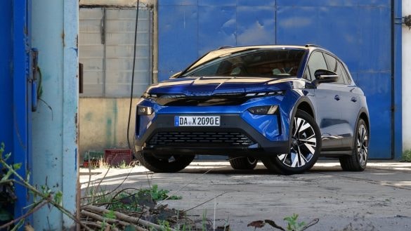 Test Škoda Elroq Sportline 85 – Když synek přeroste otce