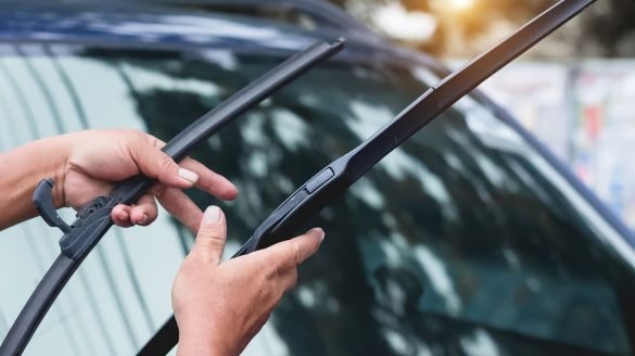 Výměna stěračů u elektromobilů Tesla – Vše, co potřebujete vědět