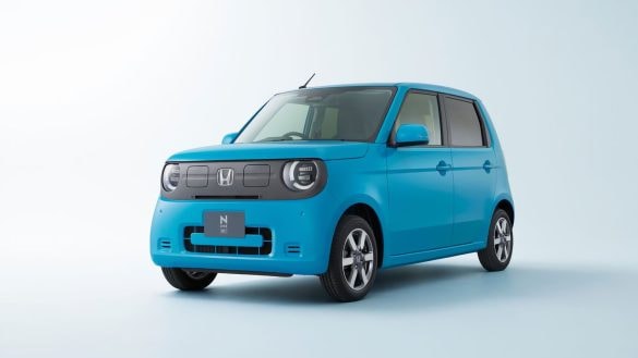 I malý elektromobil může mít velké ambice. Nová retro Honda stojí pouhých 373 tisíc