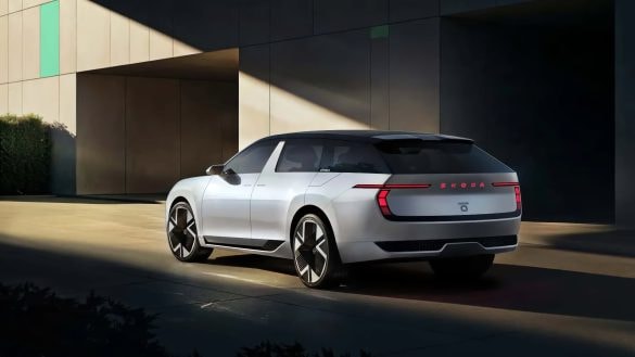 Češi, bude se vám elektrická Octavia líbit? Škoda neudržela tajemství