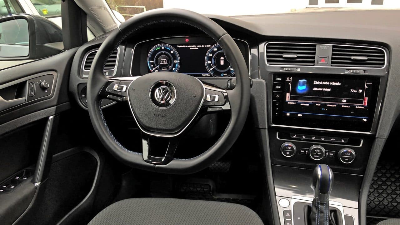 Volkswagen e-Golf, interiér