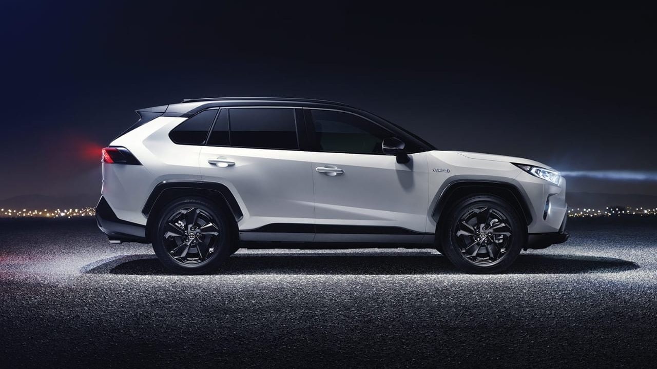 Toyota RAV4 Plug-in hybrid (2020) | foto: Toyota