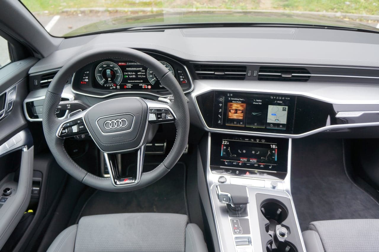 Audi A6 Avant TFSI e Quattro, interiér, test