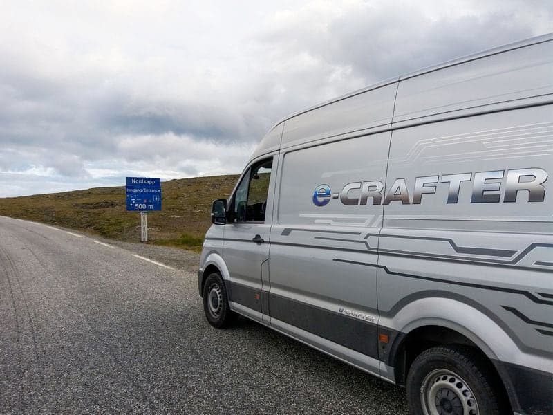 Volkswagen e-Crafter jako obytný vůz při cestě až na konec světa