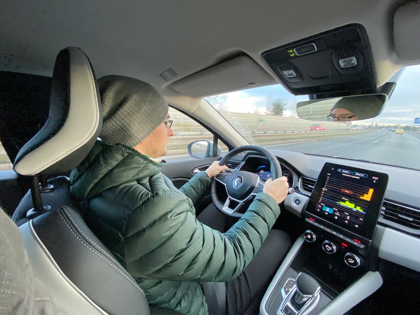 Renault Captur E-Tech Plug-in hybrid, interiér
