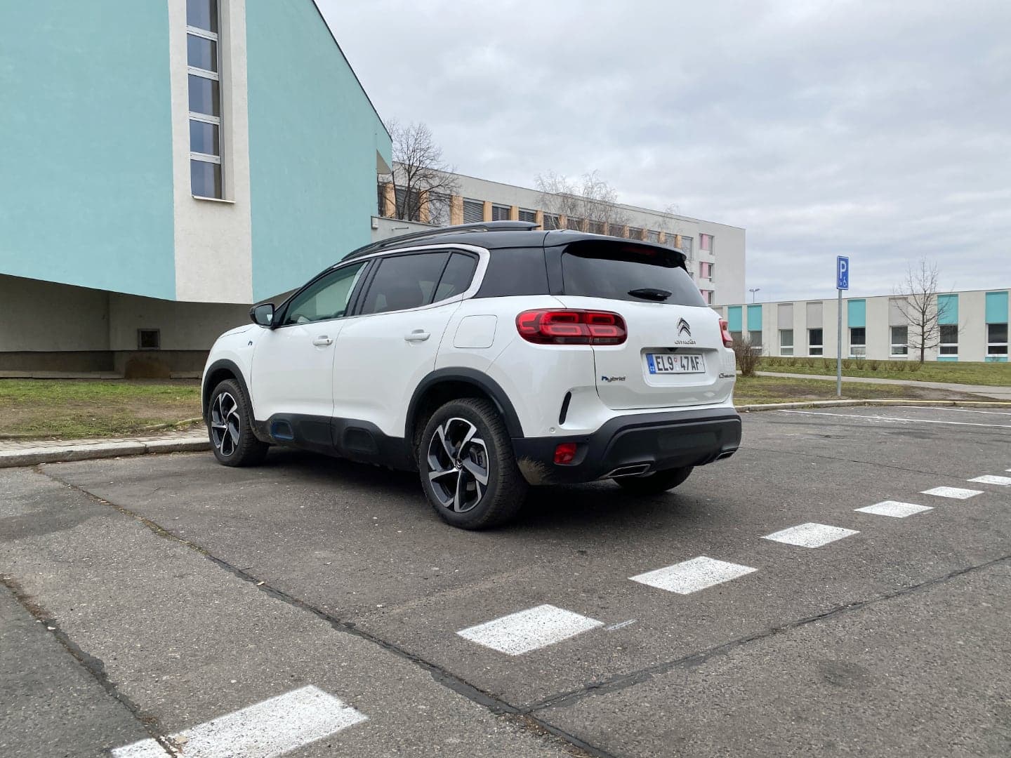 Citroen C5 Aircross Plug-in hybrid zezadu