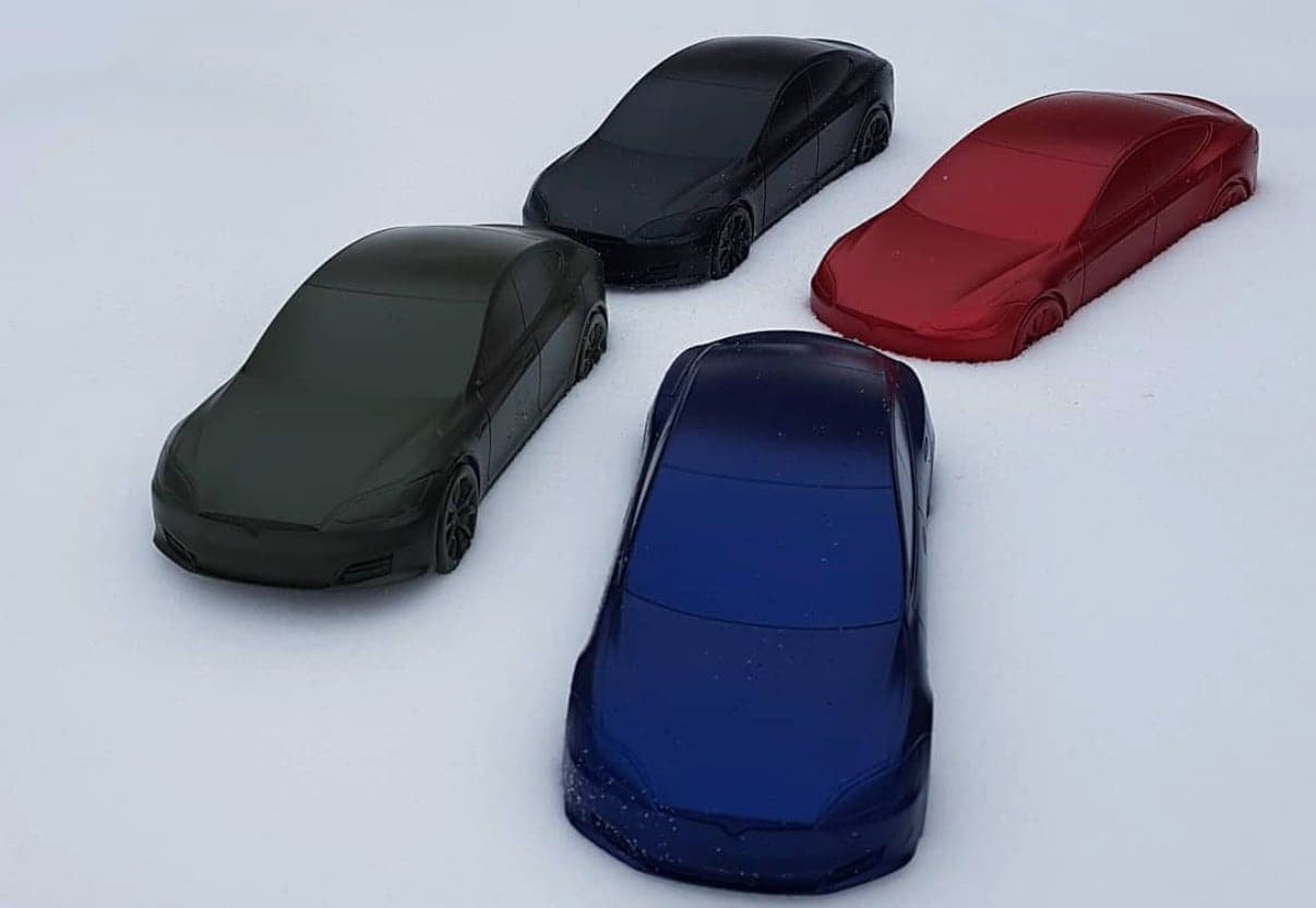 Nové barevné varianty Tesly