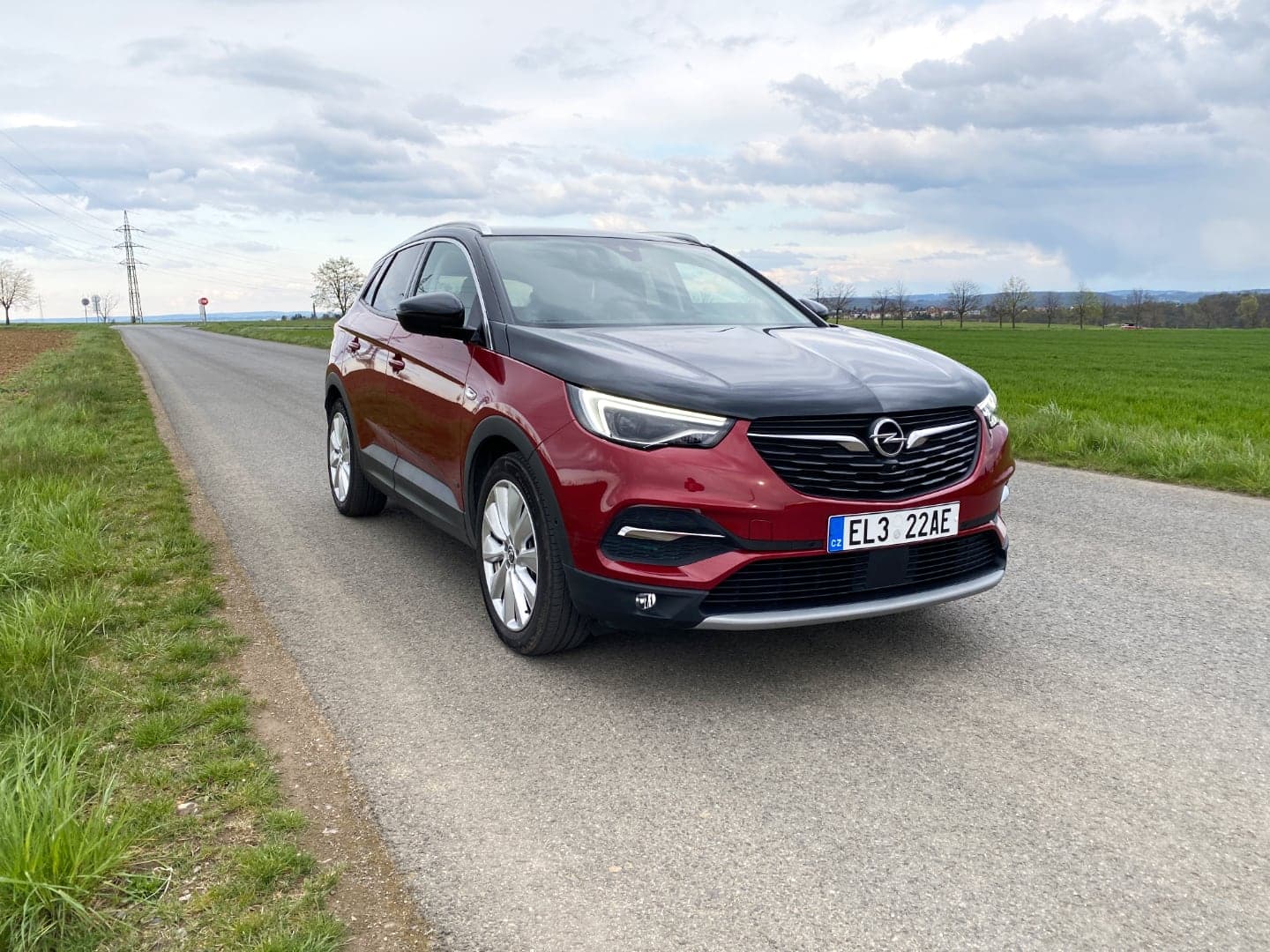 Opel Grandland X Plug-in hybrid, zepředu