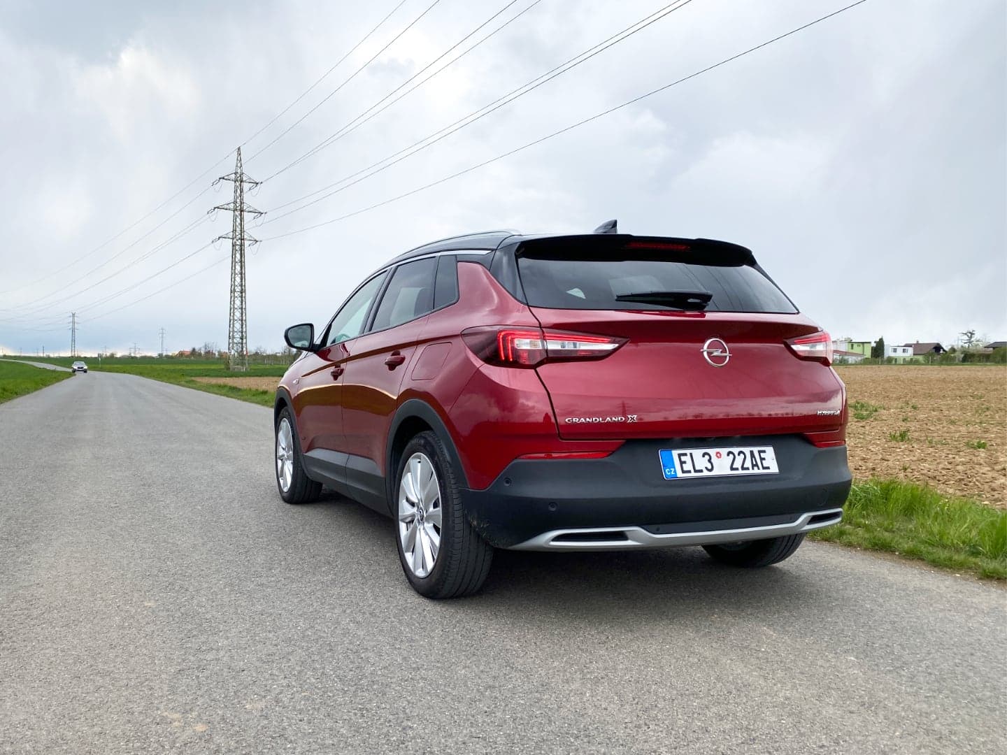 Opel Grandland X Plug-in hybrid, zezadu